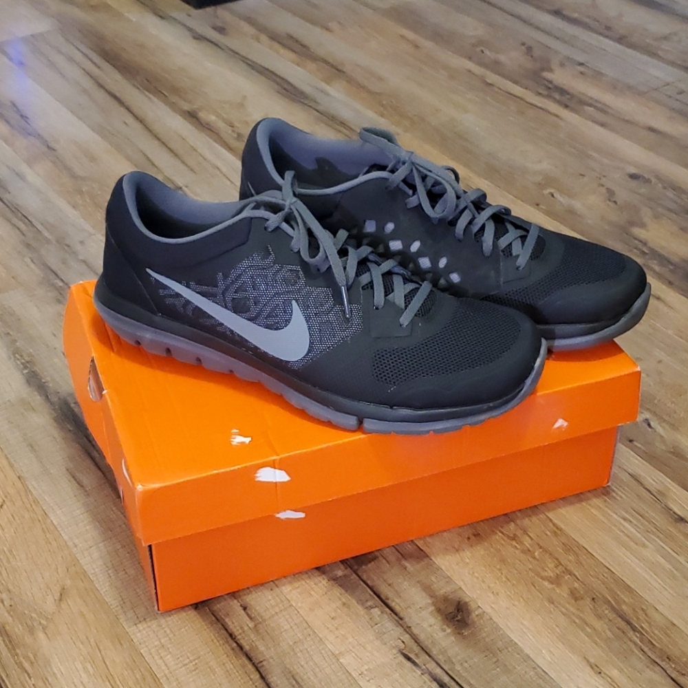 Men's Nike Running Sneakers